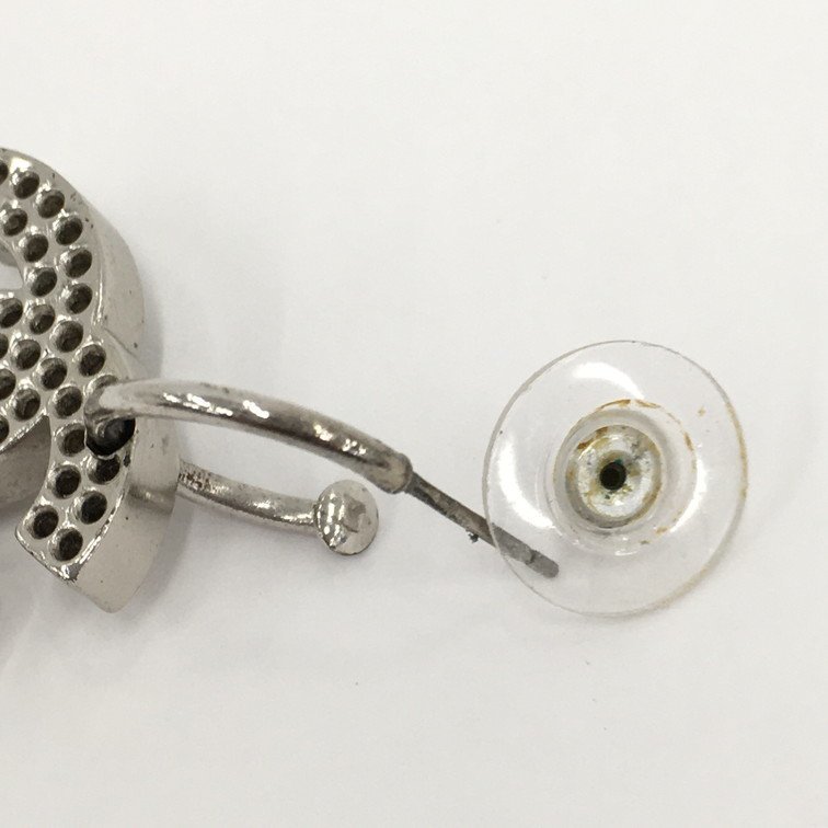 極美品 CHANEL シャネル ピアス 片方のみ 03P【BKAS2012】 CHANEL