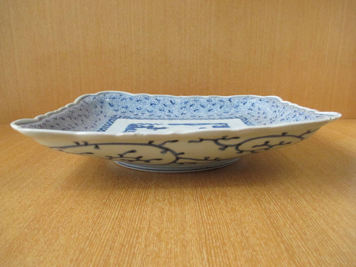 角皿 角長皿 印判 染付 微塵唐草 明治 大正 ベロ藍 松竹梅 窯傷 - メルカリ