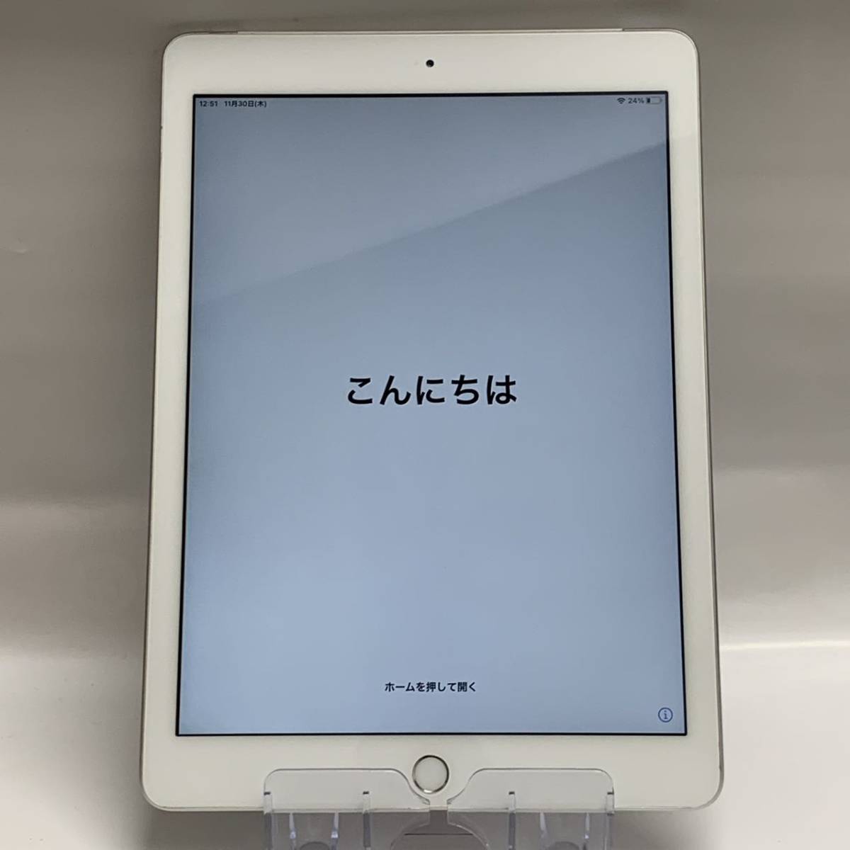 Apple iPad 第5世代 32GB docomo版SIMフリー ジャンク品 シルバー