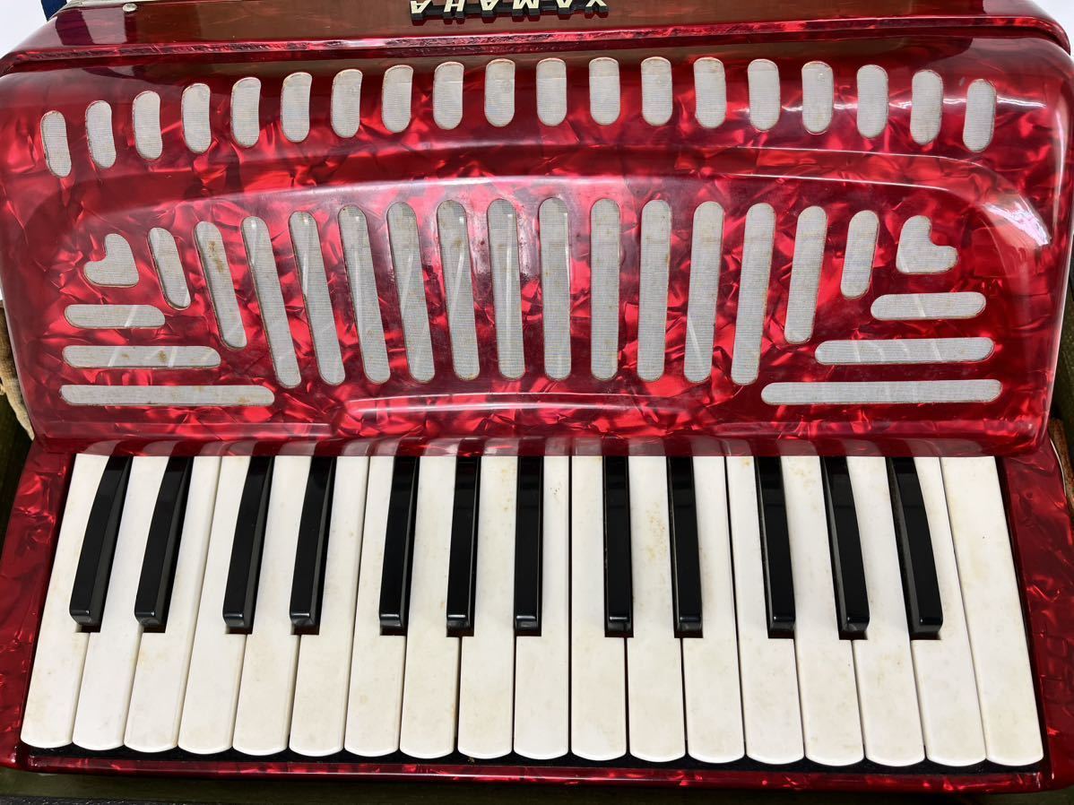 YAMAHA ヤマハ アコーディオン 8905 音動作確認済み ハードケース入り