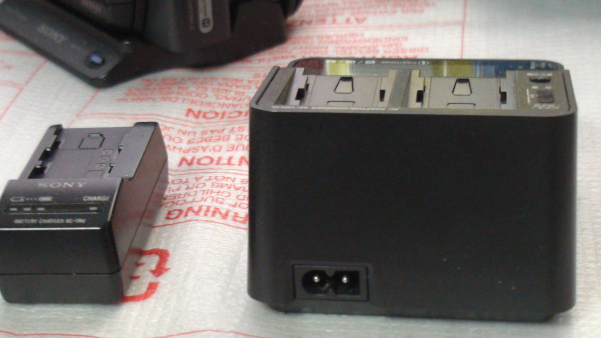 ACアダプター/チャージャー SONY AC-VQV10 急速充電器 優良品 【公式通販】