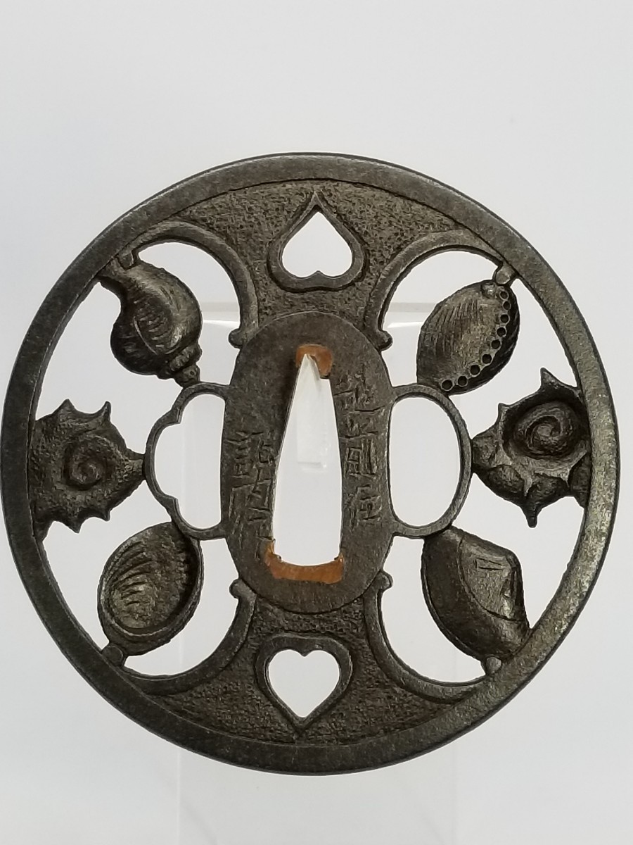 越前住記内 在銘 貝尽鐔 8.24センチ 箱付 刀装具