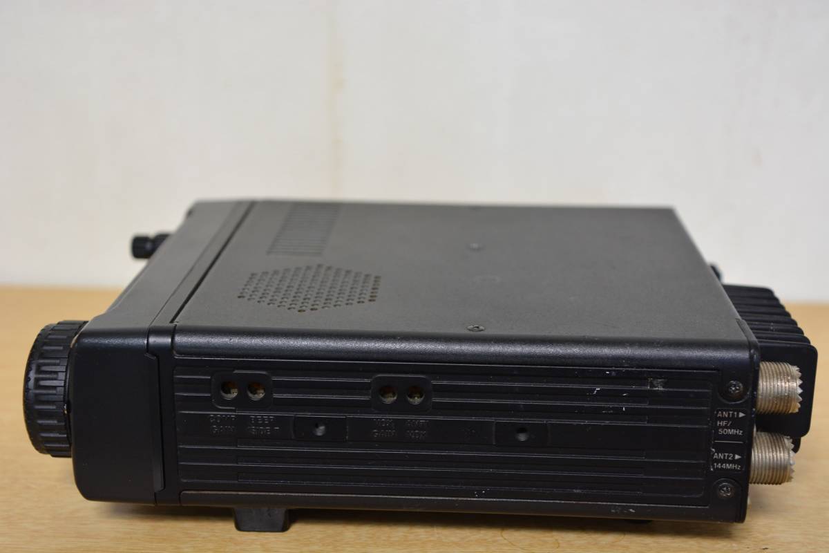 ICOM アイコム IC-706 HF/VHF トランシーバー アマチュア無線
