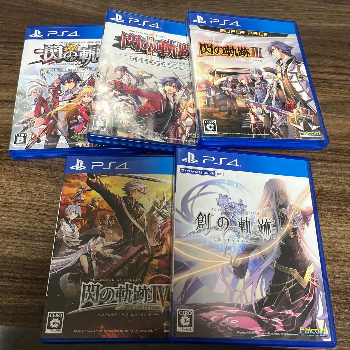 中古ソフト】PS4 閃の軌跡I〜Ⅳ + 創の軌跡 セット PS4 創