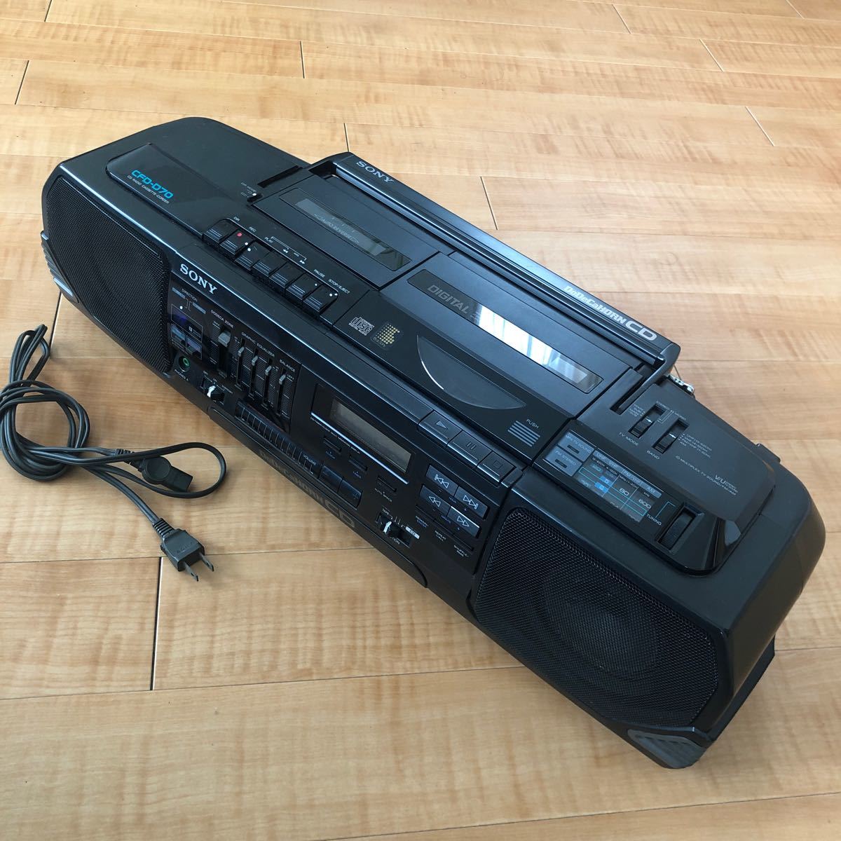 SONY CDラジカセ CFD-D70 ドデカホーン 昭和レトロ ジャンク品