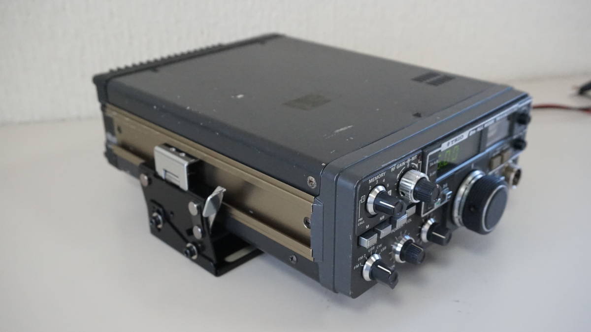 トリオ144MオールモードTR-9000美品 TRIO(kenwood) ケンウッド 144MHzオールモードトランシーバー TR-9000G