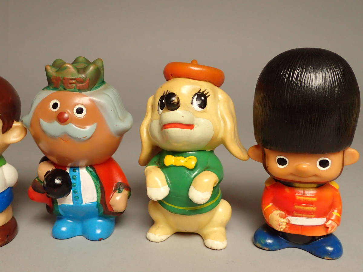 とびつきや　目玉ぐるぐるソフビ人形 昭和レトロ　当時物　銀行　貯金箱 とびつきや 目玉ぐるぐるソフビ人形 昭和レトロ 当時物 銀行 貯金箱