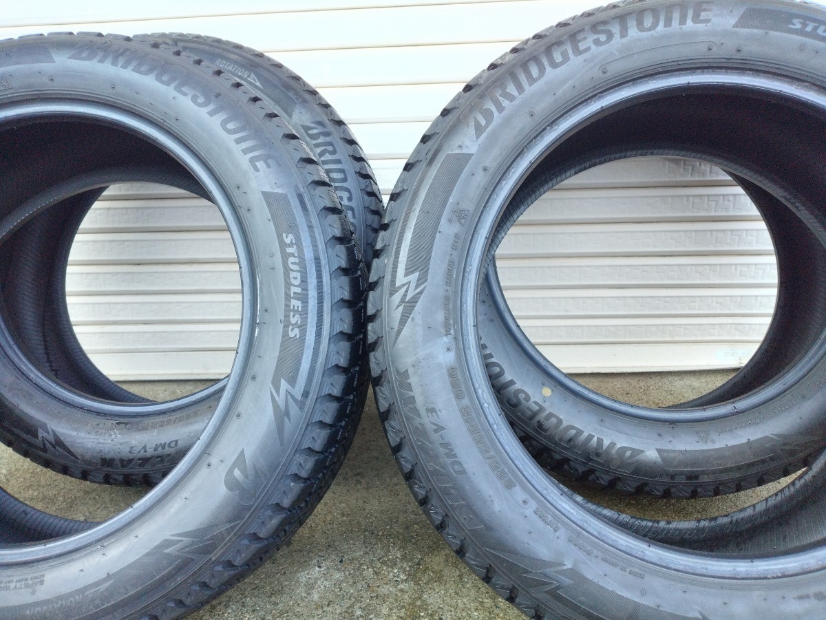 2023年製】 TOYO TIRES 235/60R18 107H OBSERVE GSi-6 オブザーブ 