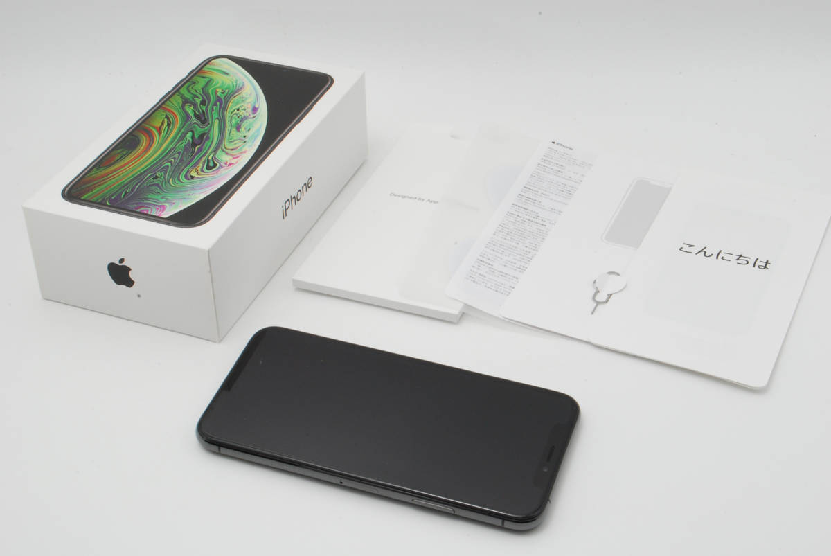iPhone XS スペースグレー 64GB MTAW2J/A SIMロック解除済