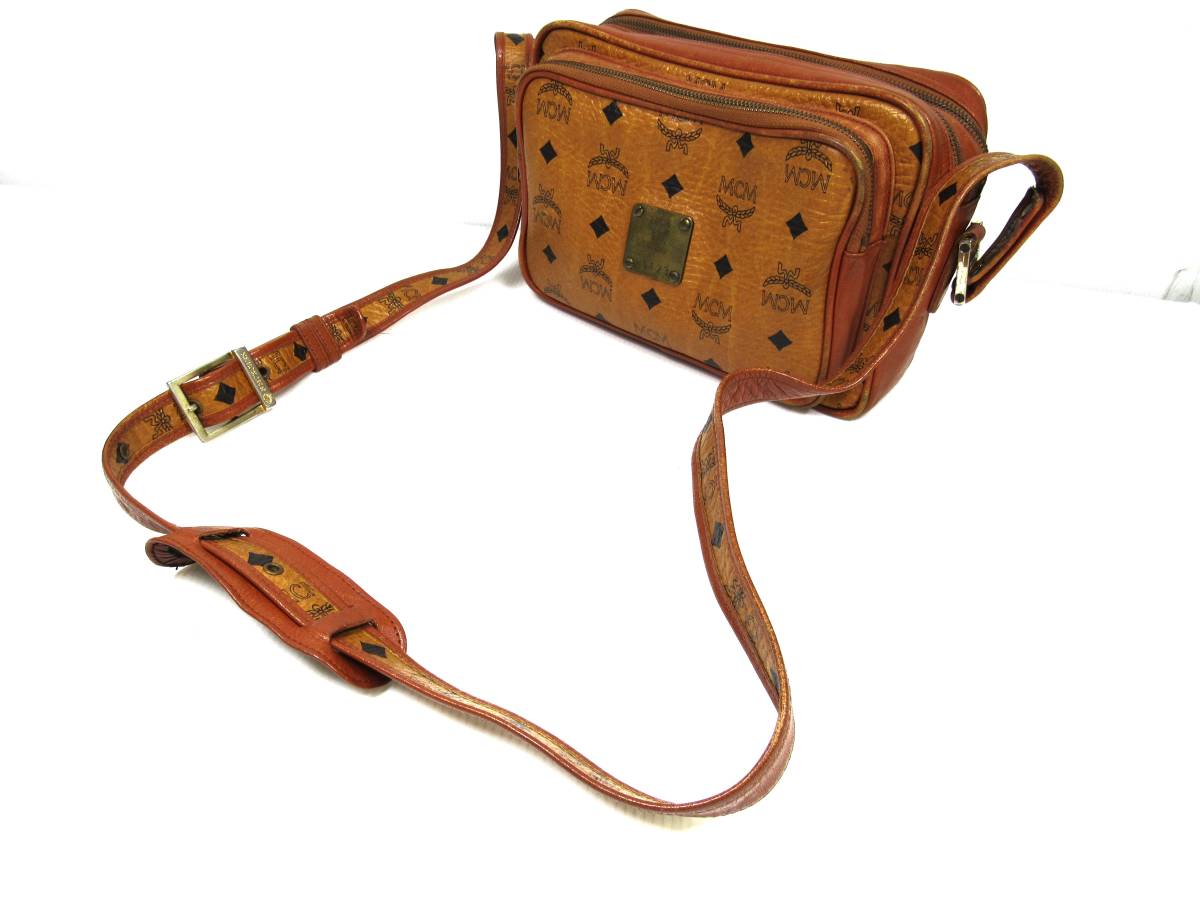 MCM エムシーエム ヴィセトス モノグラム 総柄 キャメル 茶 ショルダーバッグ ビンテージ かばん 収納多数 アンティーク レトロ 中古