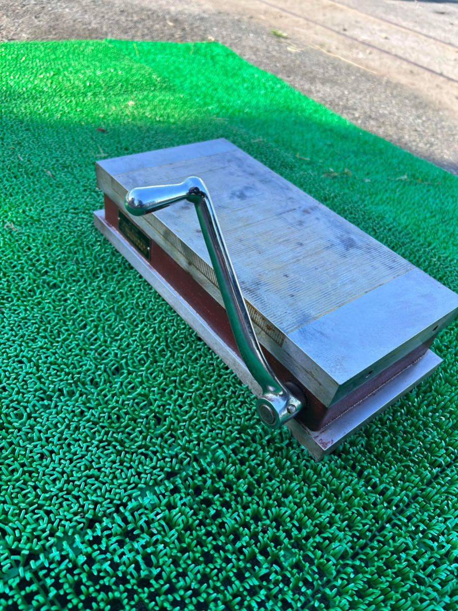 湖西発Kanetsu カネツー 永磁チャック マグネットチャック KMTW-1530