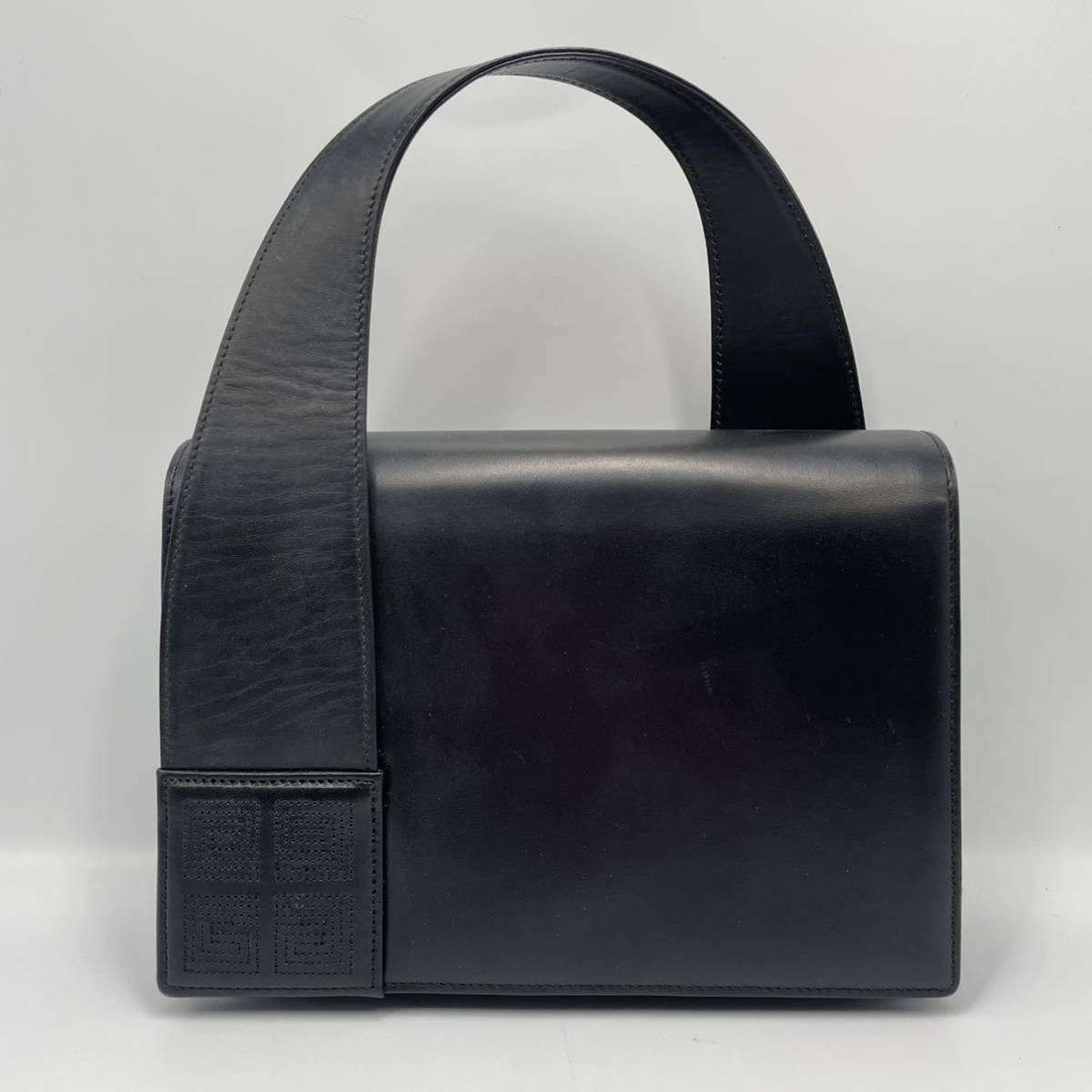 GIVENCHY ジバンシー ハンドバッグ ブラック 黒 フォーマルバッグ 
