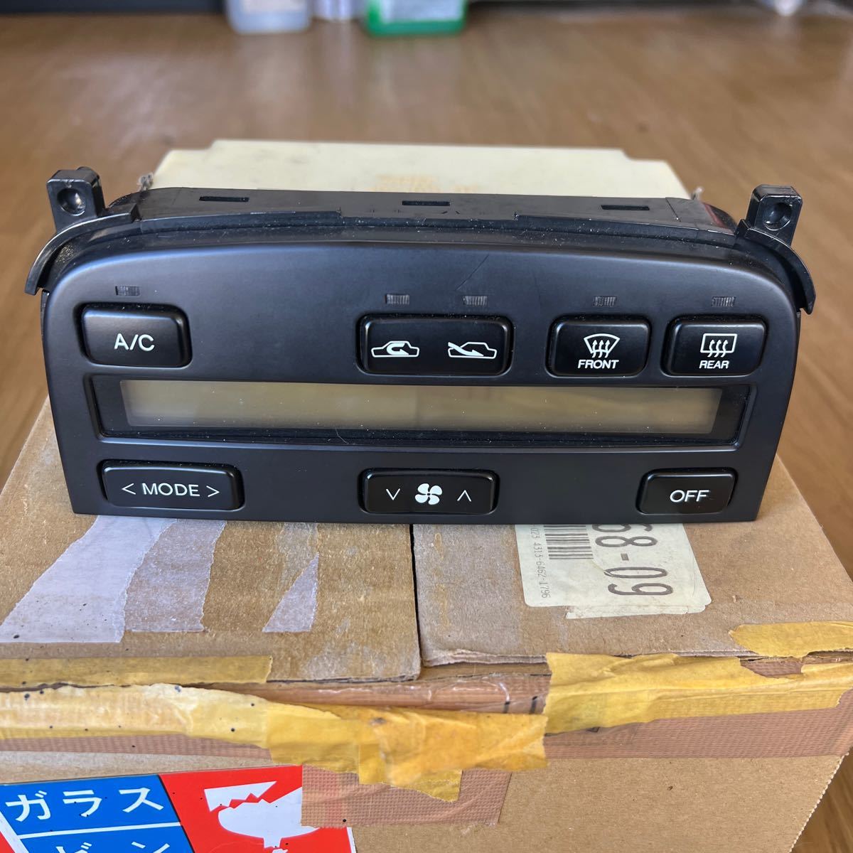 30ソアラ エアコンコントロールパネル エアコンパネル 後期 エアコン