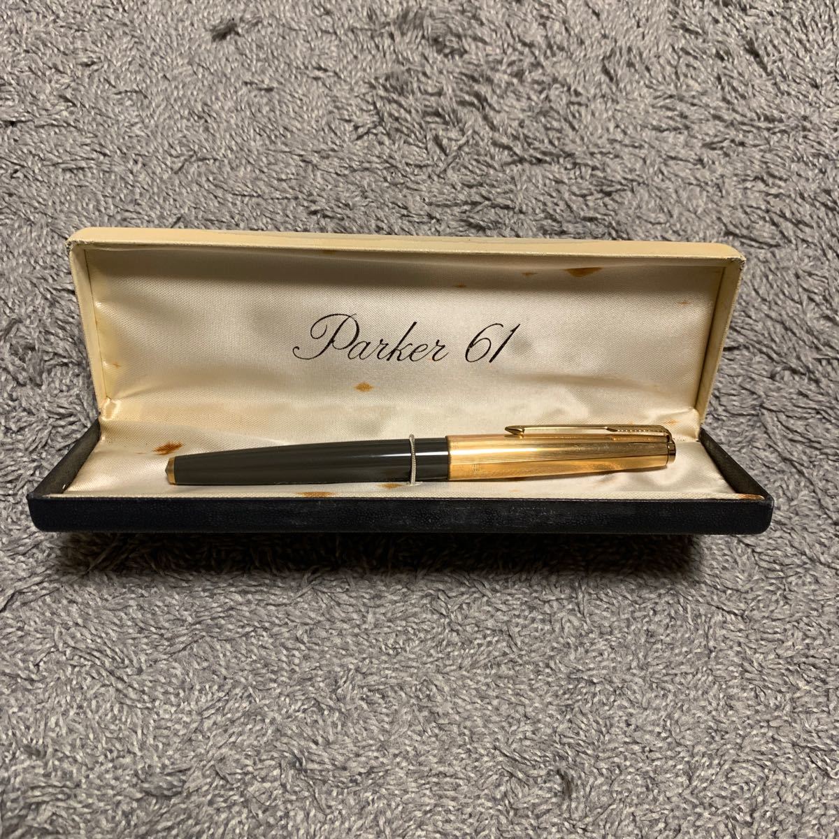 ヴィンテージ　Parker パーカー61万年筆 グレー・ゴールド 希少PARKER パーカー 万年筆 61 ゴールドキャップ ゴールド×グレー