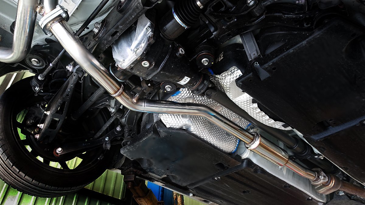 新製品 BE FREE GR86 ZN8 BRZ ZD8 オールステンマフラー 砲弾 チタン