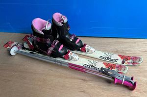 【翌日発送可】【全国送料無料　北海道・沖縄追加有】★子供用スキーセット★（93/21/85