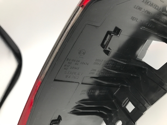 GR1 フィット 左 テールライト STANLEY W4762 33550-TZA-J01 ホンダ 純正 助手席側 テールランプ バック リア_6