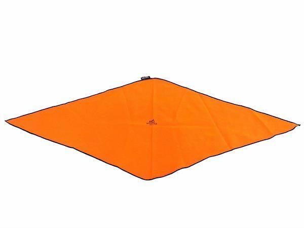 エルメス　HERMES ロザンジュスカーフ　ひし型　シルク100% 美品 エルメス HERMES ロザンジュスカーフ ひし型 シルク100% 1円 □極