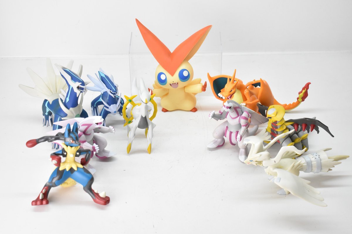 ポケットモンスター 大きめのフィギュア ソフビ人形 等まとめて 