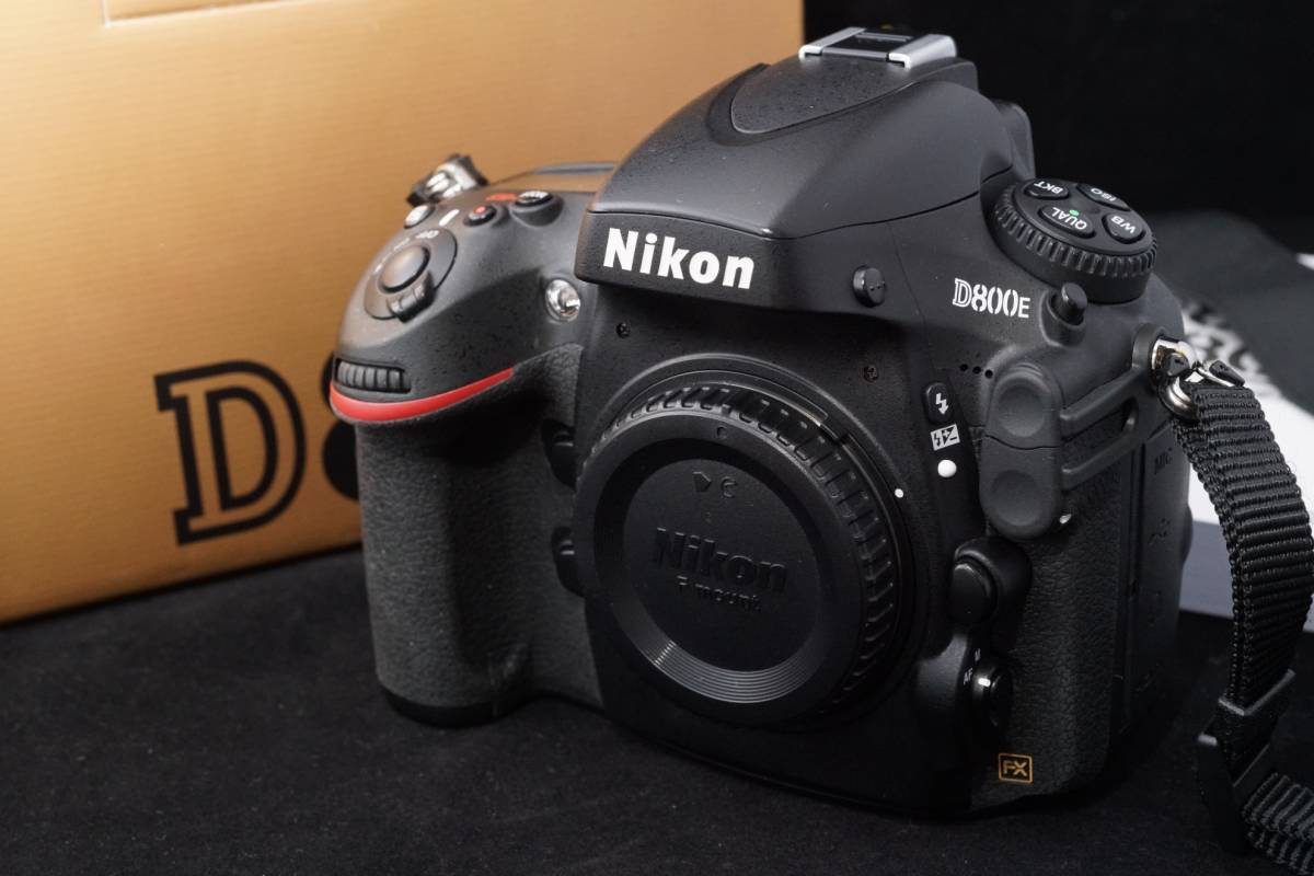 NIKON ニコン　デジタルカメラ　一眼レフ　 D800E　美品_1