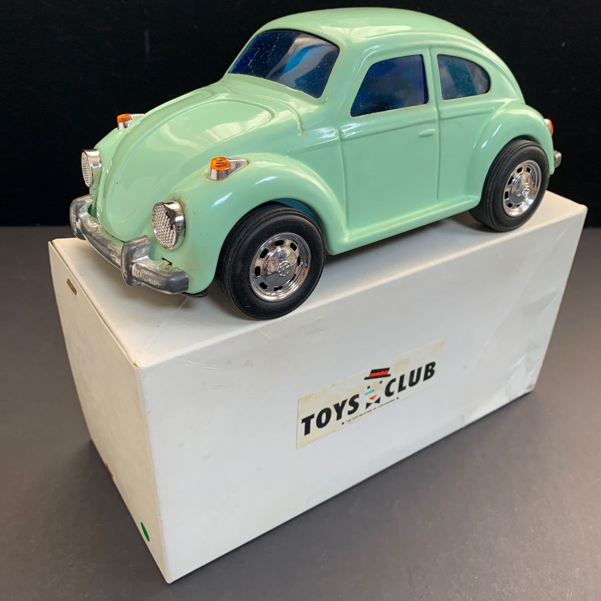 フォルクスワーゲン・ビートルのブリキ製のミニカー ブリキ製ミニカー VW Volkswagen Beetle フォルクスワーゲン ビートル