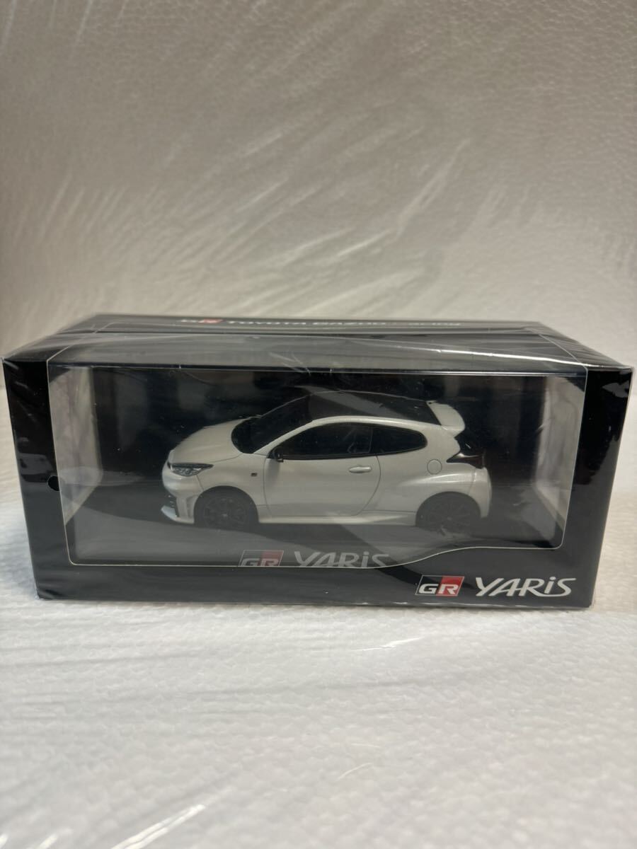 1/30 トヨタ 新型GRヤリス GR YARIS 2024年最新モデル 非売品 カラー