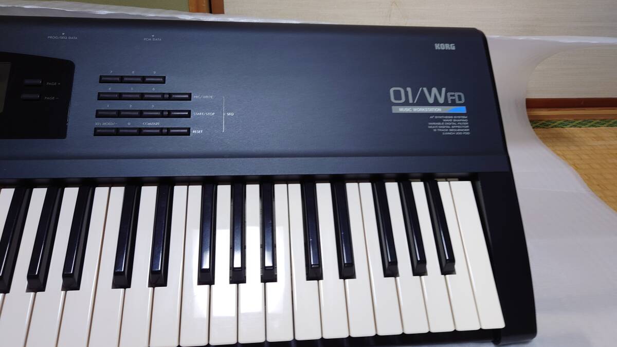 中古美品／動作品】 KORG コルグ 01/W FD(SMF) シンセサイザー(ROM用