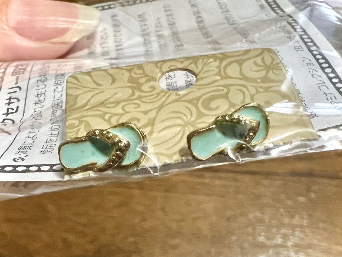 [未使用] ピアス 両耳用 夏 ビーチ サンダル 南国 ハワイアン 雑貨 ジュエリー アクセサリー ゴールド 海 ※簡易包装_7