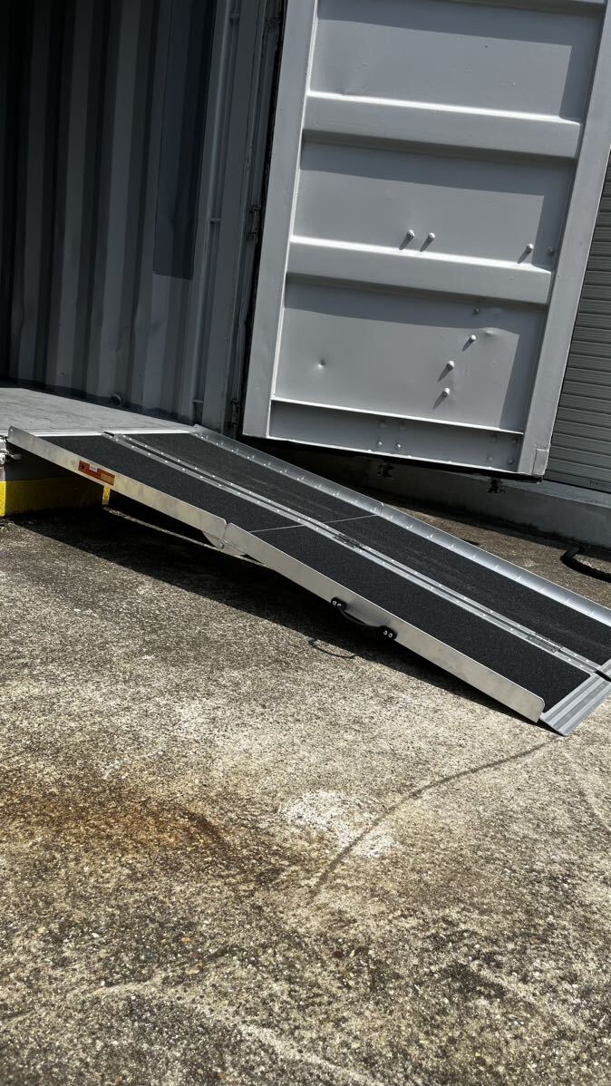 折り畳み式スロープ　車椅子やバイク等に_2