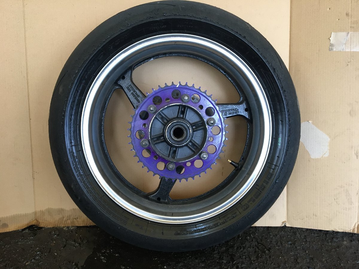 CBR600RR PC37 リアホイール HONDA CBR600RR PC37 前期 リアホイール レストア 組み換え ストック