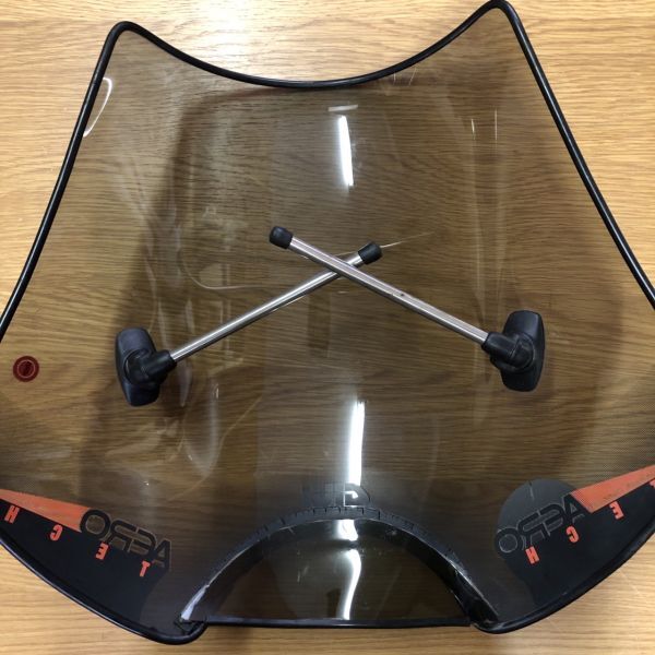 GIVI ウインドシールド スクリーン ユニバーサルスクリーン ハンドルマウント 汎用 51cm 47cm_2