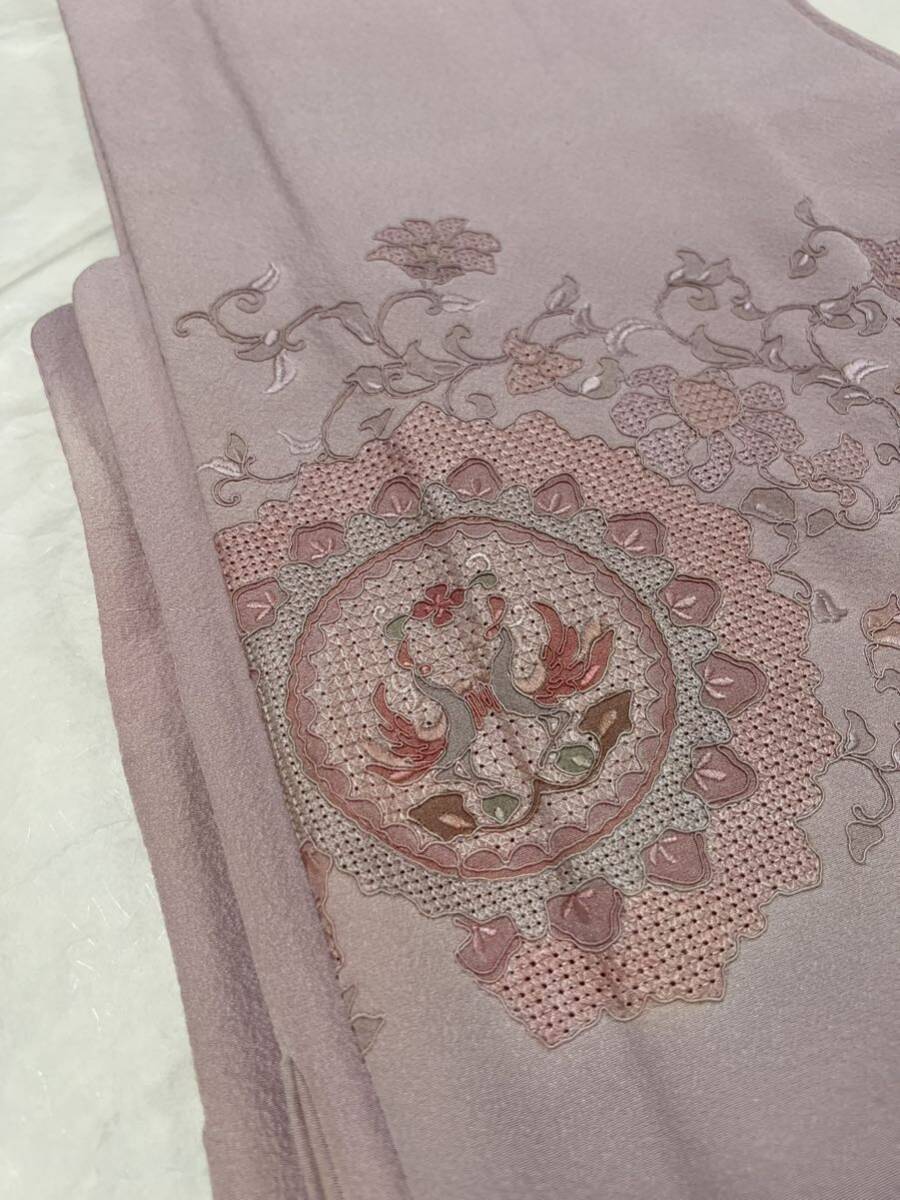 着物 付下げ 汕頭刺繍 薄紫 正絹 きもの 訪問着 スワトウ刺繍 (付下げ