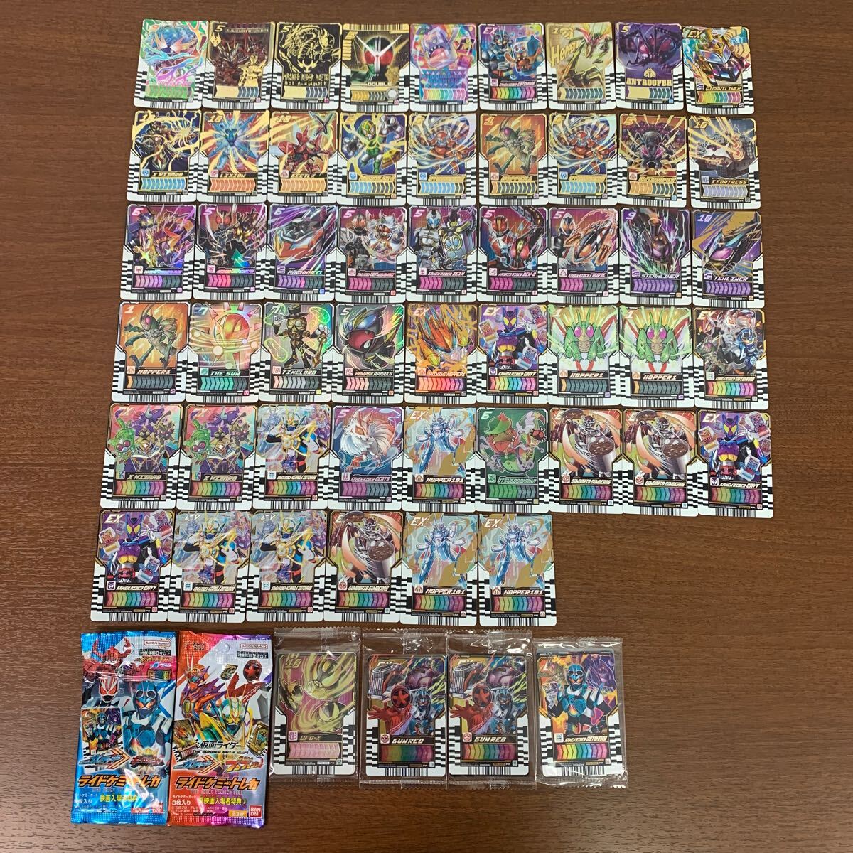 仮面ライダーガッチャード ライドケミートレカ RR LP MR GV P EX UR SR