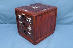 花梨 箪笥の値段と価格推移は？｜18件の売買データから花梨 箪笥の価値