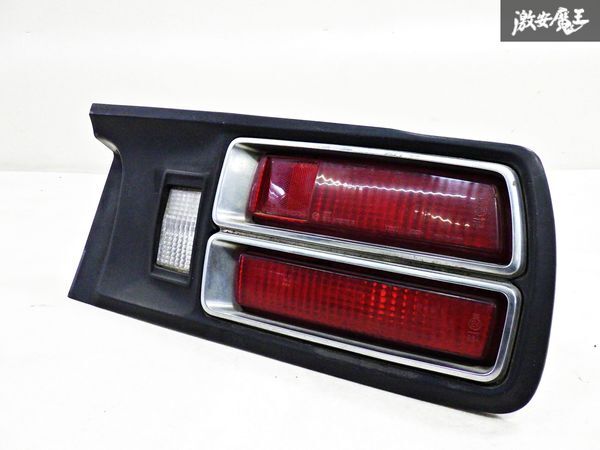 【希少！】 NISSAN 日産 純正 S30 フェアレディZ テールライト ランプ レンズ IKI 4098 即納 在庫有 棚 フェアレディZ 純正 テールライト 0 Z やや傷