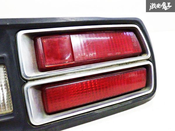 【希少！】 NISSAN 日産 純正 S30 フェアレディZ テールライト ランプ レンズ IKI 4098 即納 在庫有 棚 フェアレディZ 純正 テールライト 0 Z やや傷
