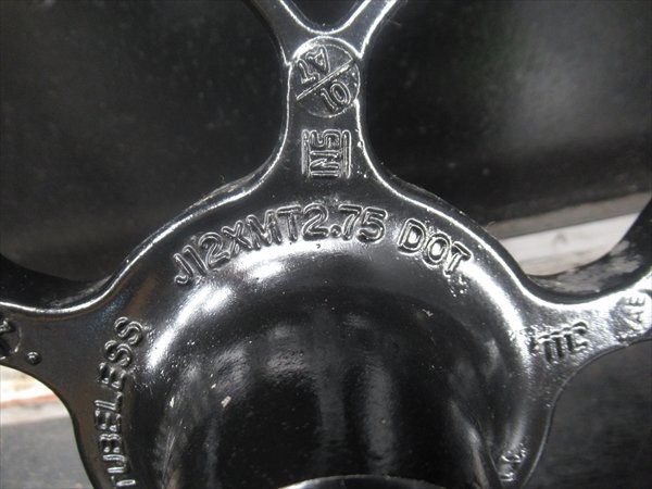 C2R6-1030 ホンダ グロム フロントホイール タイヤ 【JC61-100～ 前期 動画有】 C2R6-1030 HONDA グロム HONDA(ホンダ) 純正フロントホイール boxの中古品・新品