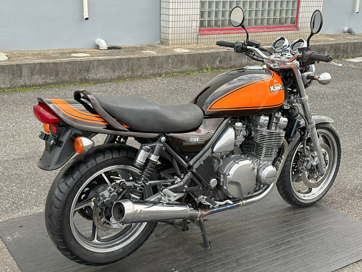 は*せ様 kawasakiゼファー1100 純正外装フルセット 火の玉カラー 超極上ゼファー1100 火の玉カラー!! 状態最高!! KAWASAKI カワサキ