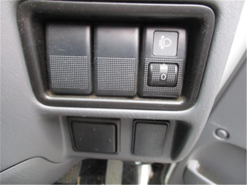 マツダ 純正 ボンゴ 《 SLP2V 》 右ヘッドライト S0N8-51-210B P70200-24003311 マツダ ボンゴ 純正 ランクル 0 ヘッド