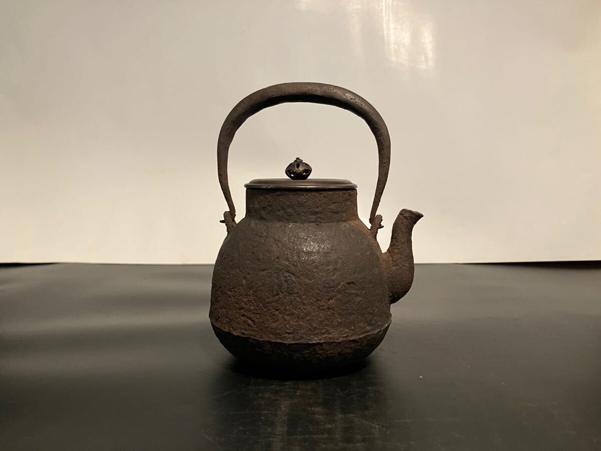 福】661煎茶道具 鉄瓶 小振 約600ml 斑紫銅蓋 茶注 湯沸 急須 時代物