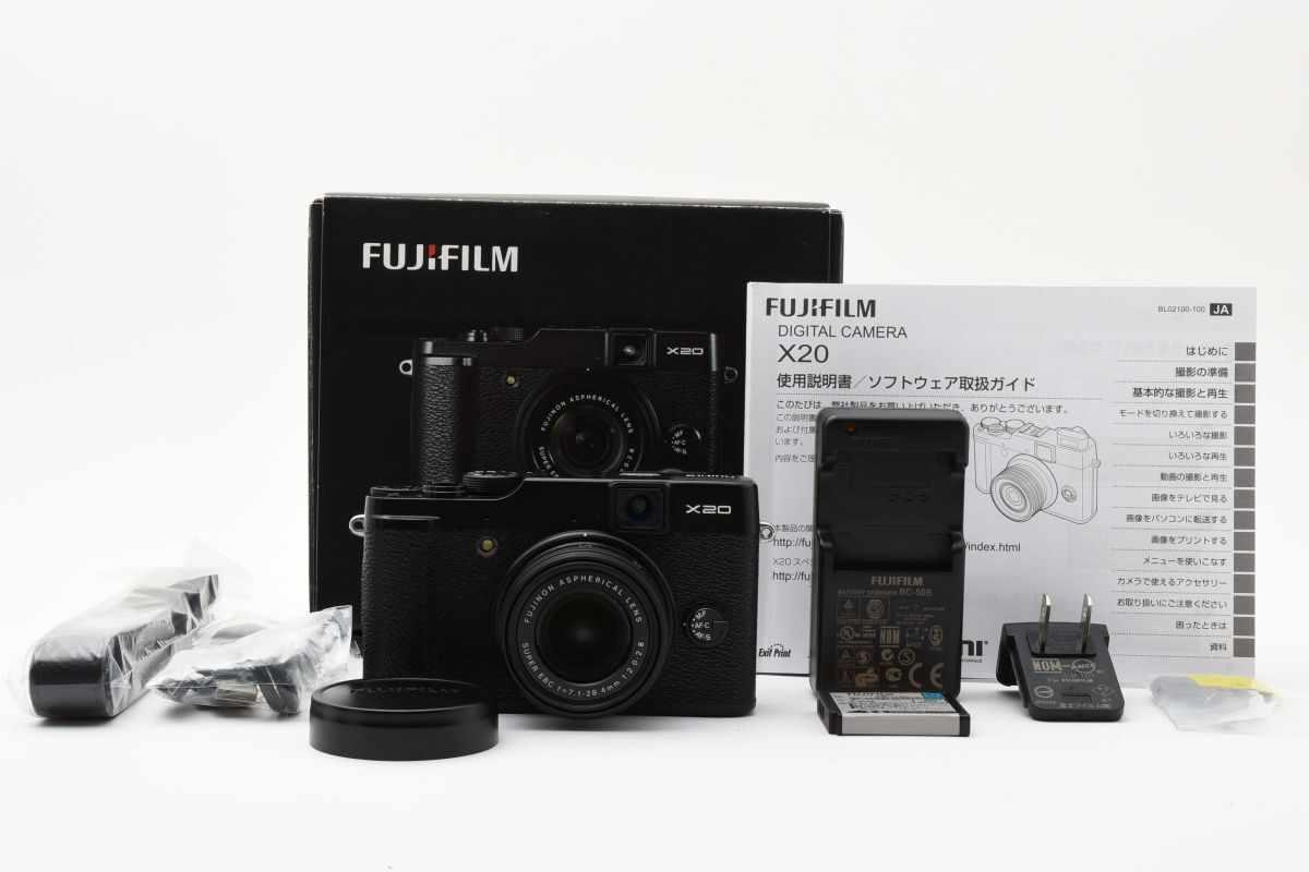 #204★極上美品★ 富士フィルム FUJIFILM X20 数回使用のみ