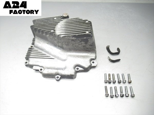 カワサキ バリオス D2R6-1112 初期型 エンジンパーツ-2 オイル