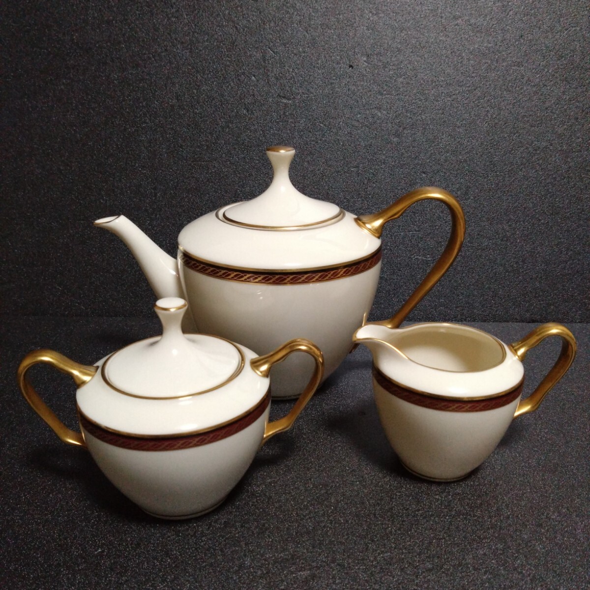 【新作登場，定番】 LENOX MONROE ティーポット クリーマー シュガーポット 元箱なし レノックス モンロー 金彩 洋食器(ポット)｜売買されたオークション情報、yahooの商品情報をアーカイブ公開 - オークファン 茶器