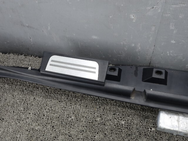 8525 ＢＭＷ ミニ クロスオーバー R60 ZA16 サイドステップ右 B15