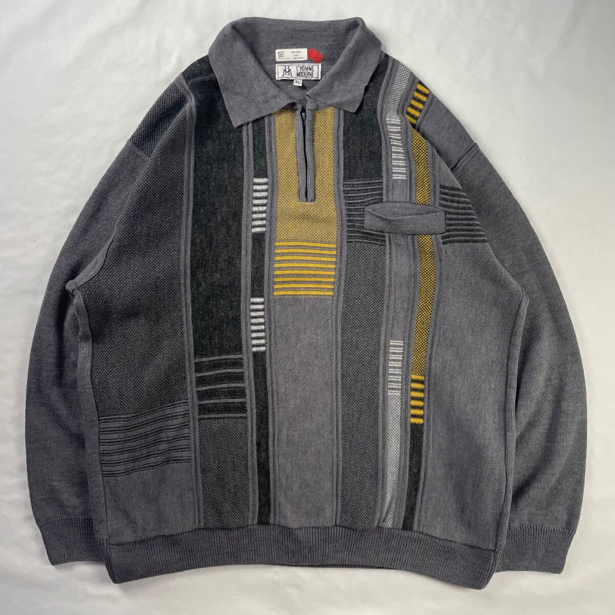 90s 3Dニット ブルガリア製 EURヴィンテージ Euro Vintage ハンガリー製 90s L'HOMME MODERNE ハーフジップ 立体 3D 幾何学模様 アート レトロ 総柄 デザイン  ニットポロ 【公式通販】