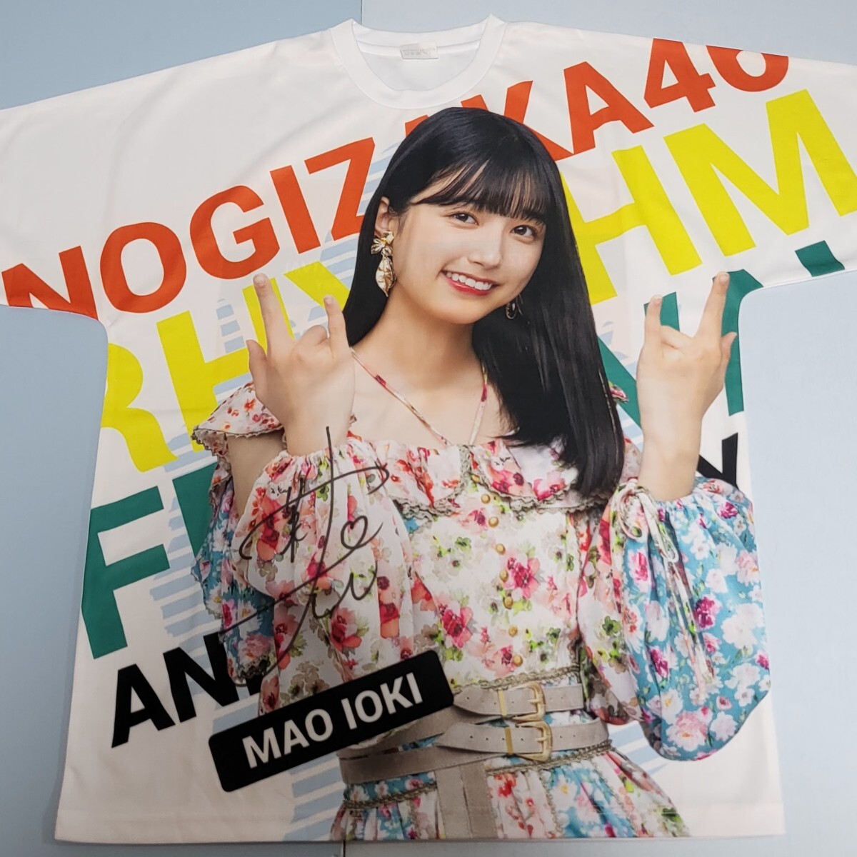 期間限定出品！五百城茉央 直筆サイン入りTシャツ 乃木坂46 リズム