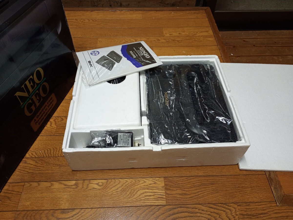 コレクター引退 未使用品 保管品 SNK ネオジオ NEOGEO NEO-0 NEO-GEO
