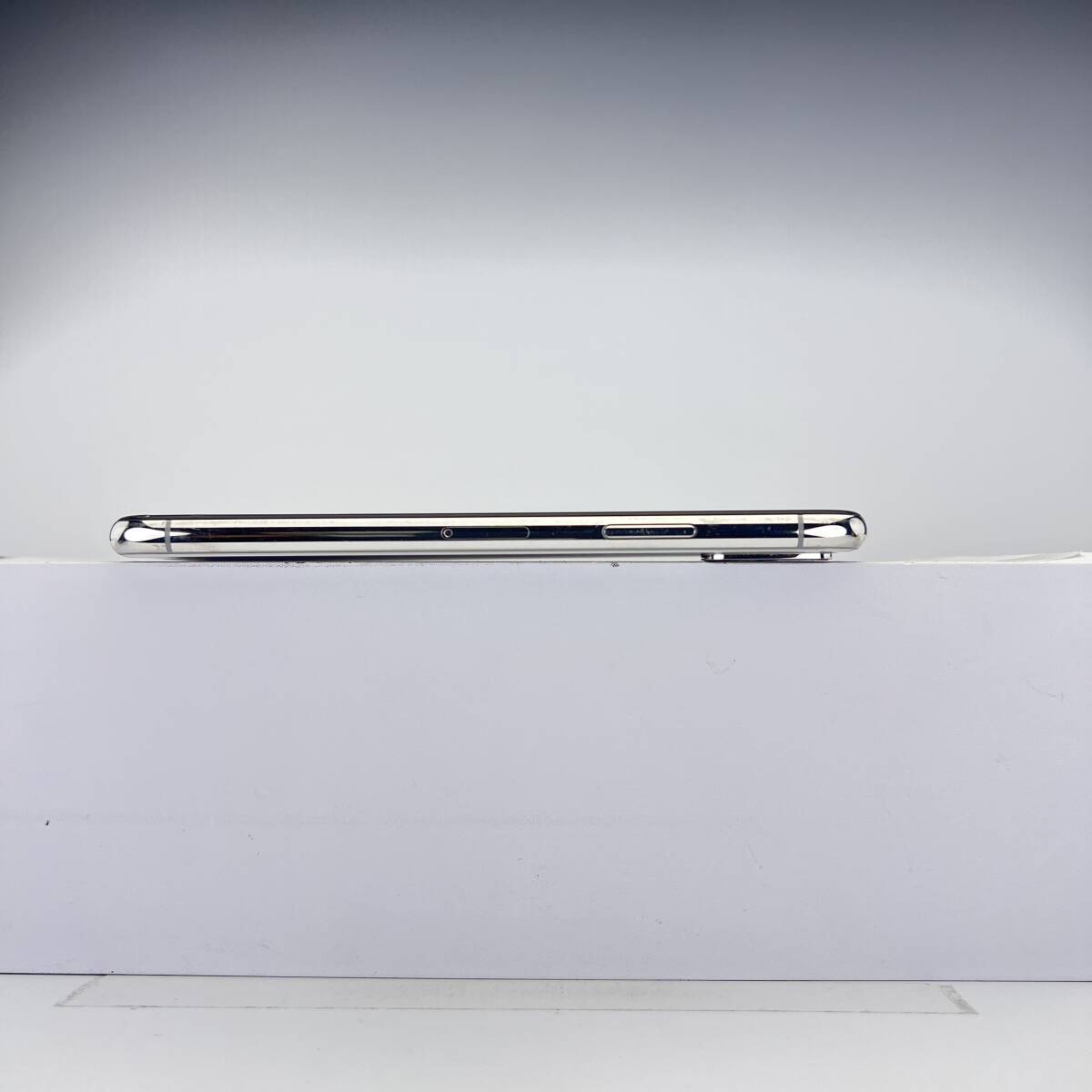 iPhone Xs 256GB シルバー SIMフリー 訳あり品 ジャンク 中古本体 
