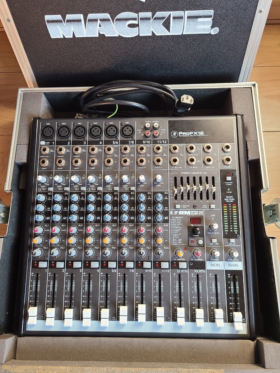 MACKIE ProFX12v3 アナログミキサー 現行品 美外箱有り