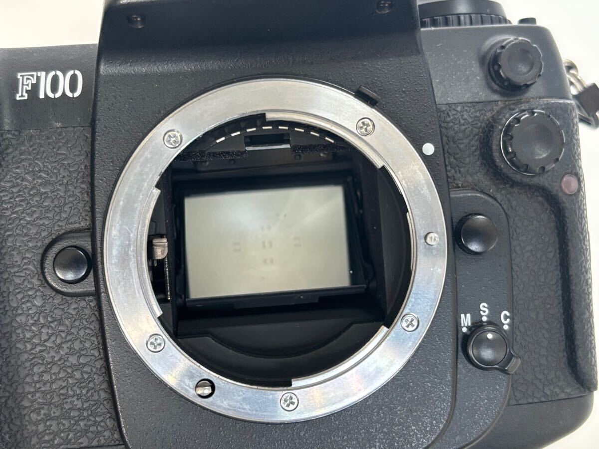 Nikon ニコン F100 元箱付き 一眼レフフィルムカメラ 希少、元箱付き